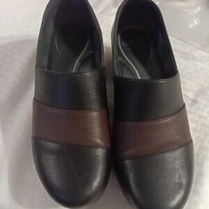 Dansko tenley Women's Brown Black Slip On Clogs Mules nursing Size 41 / US 10.5